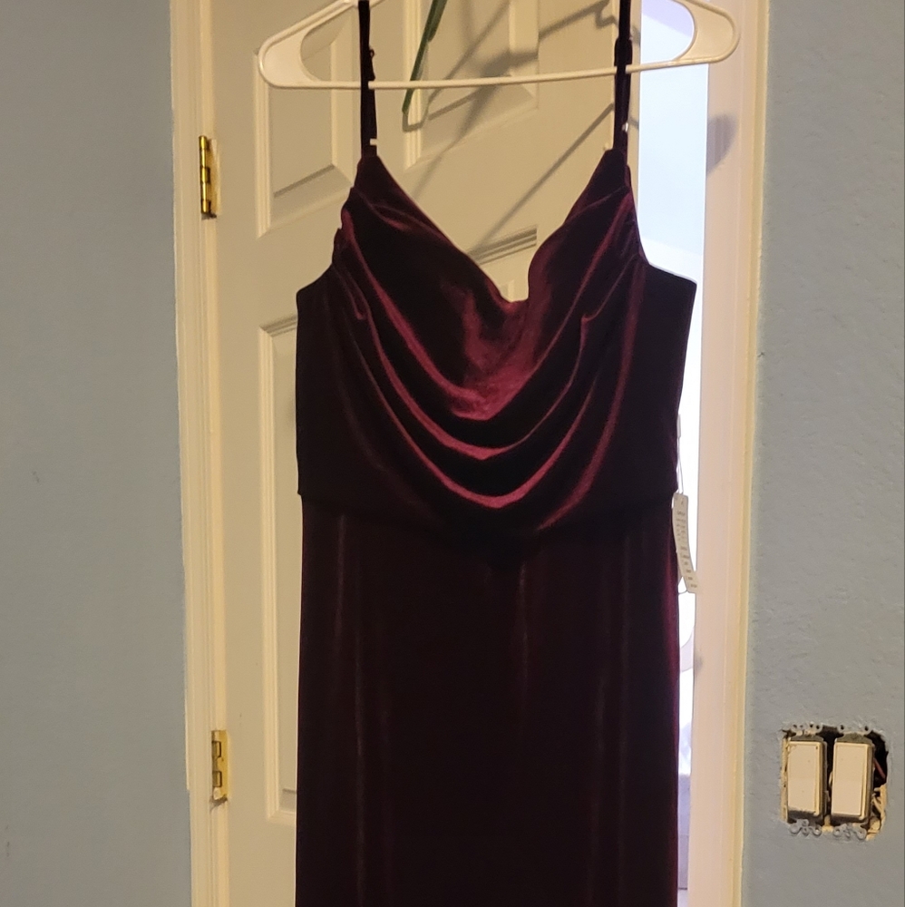 Somifa gown